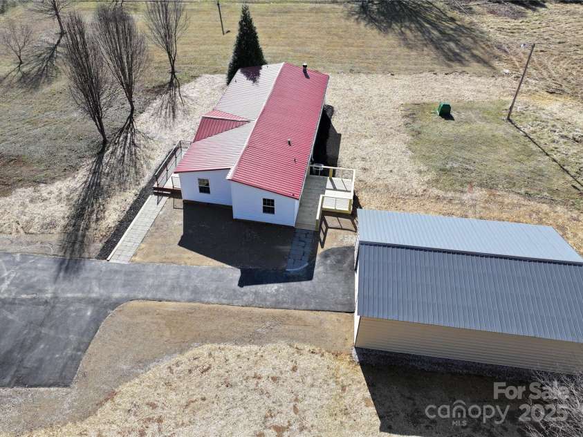 291 Patterson Farm Road, Mooresville, NC 28115.  MLS# CAR4219052, YatesRealty ID 16510. 