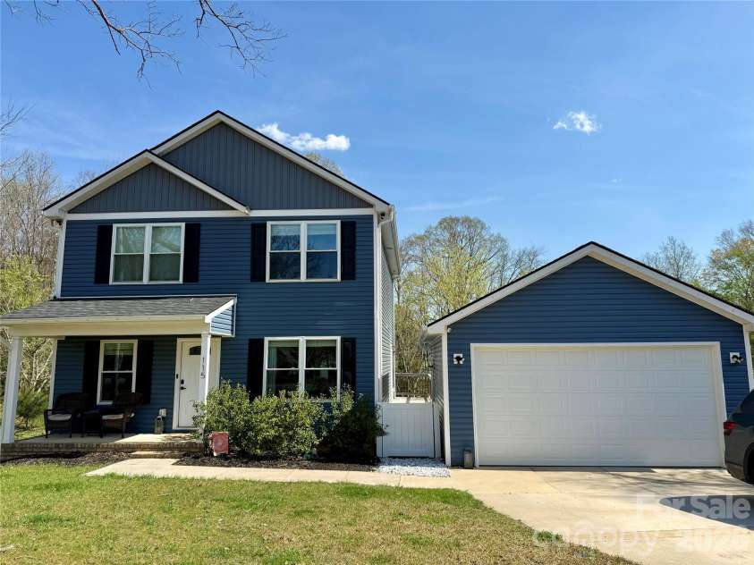 115 Old Meadowbrook Road, Mooresville, NC 28115.  MLS# CAR4360160, YatesRealty ID 16512. 