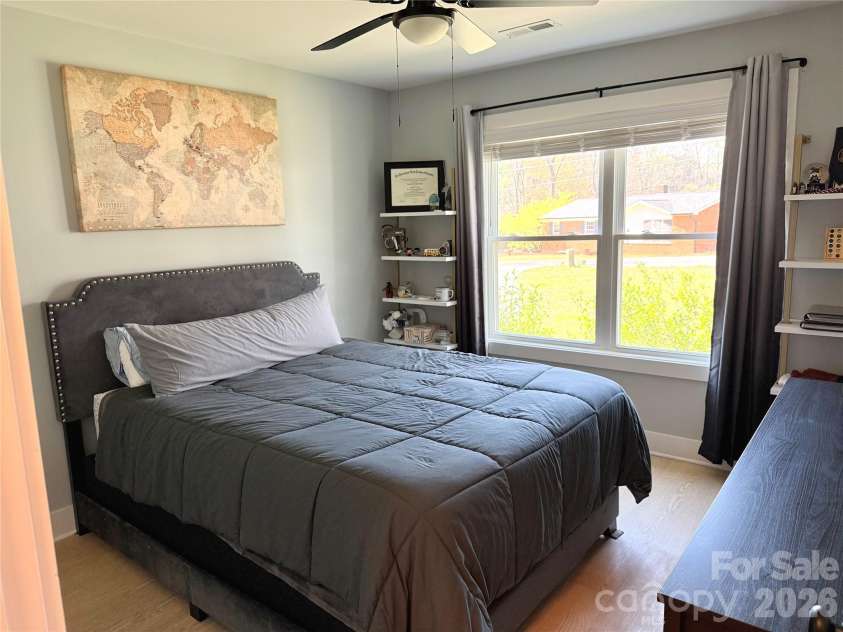 115 Old Meadowbrook Road, Mooresville, NC 28115.  MLS# CAR4360160, YatesRealty ID 16512. 