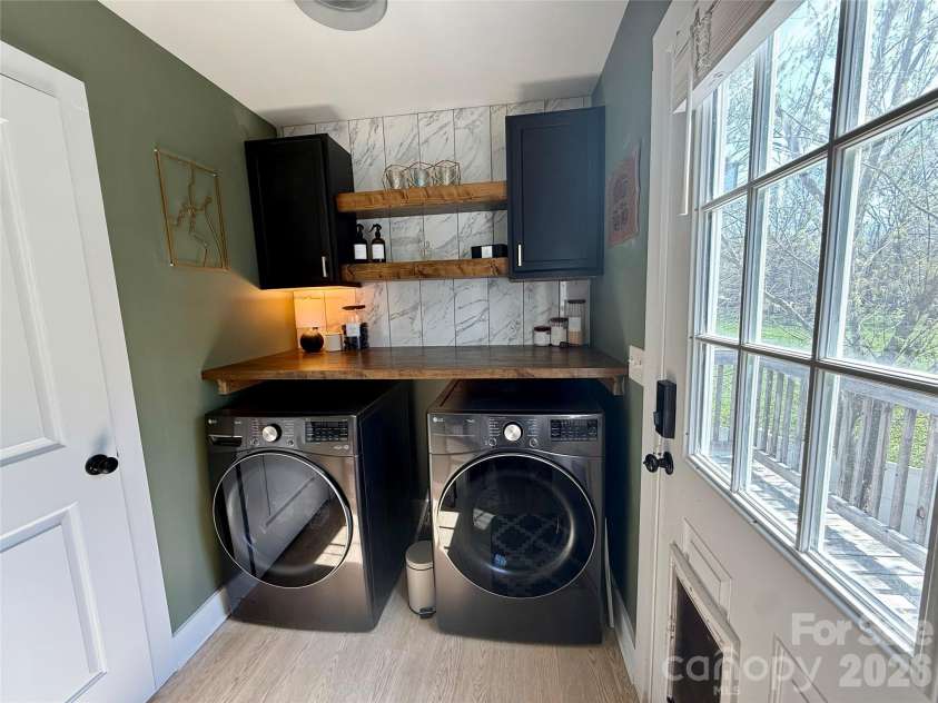 115 Old Meadowbrook Road, Mooresville, NC 28115.  MLS# CAR4360160, YatesRealty ID 16512. 