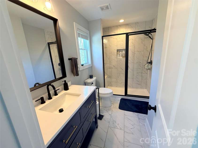 115 Old Meadowbrook Road, Mooresville, NC 28115.  MLS# CAR4360160, YatesRealty ID 16512. 