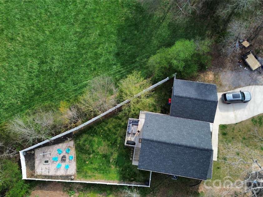 115 Old Meadowbrook Road, Mooresville, NC 28115.  MLS# CAR4360160, YatesRealty ID 16512. 
