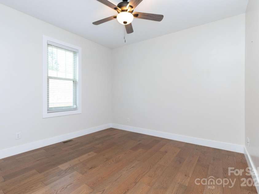 164 Marietta Street, Asheville, NC 28803.  MLS# CAR4284204, YatesRealty ID 16512. Bedroom 3