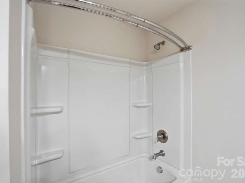 13239 Carolina Wren Court, Charlotte, NC 28278.  MLS# CAR4367634, YatesRealty ID 16513. Full bath Second Floor