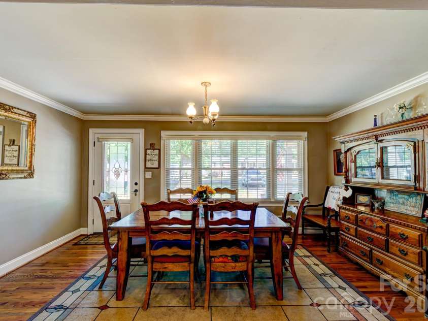 113 Delview Drive, Cherryville, NC 28021.  MLS# CAR4374668, YatesRealty ID 16514. 