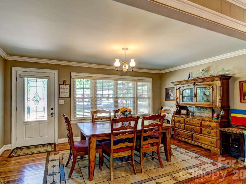 113 Delview Drive, Cherryville, NC 28021.  MLS# CAR4374668, YatesRealty ID 16514. 