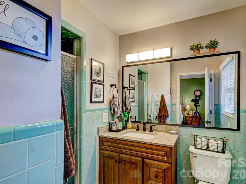 113 Delview Drive, Cherryville, NC 28021.  MLS# CAR4374668, YatesRealty ID 16514. 