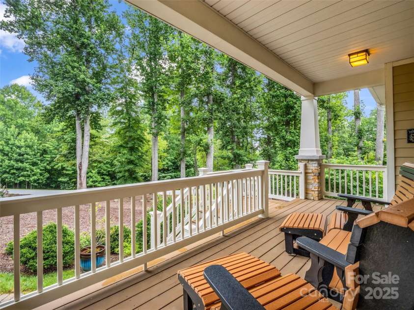 349 Monarch Road, Hendersonville, NC 28739.  MLS# CAR4242152, YatesRealty ID 16514. 