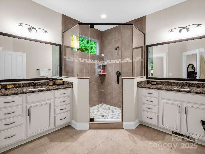 349 Monarch Road, Hendersonville, NC 28739.  MLS# CAR4242152, YatesRealty ID 16514. 