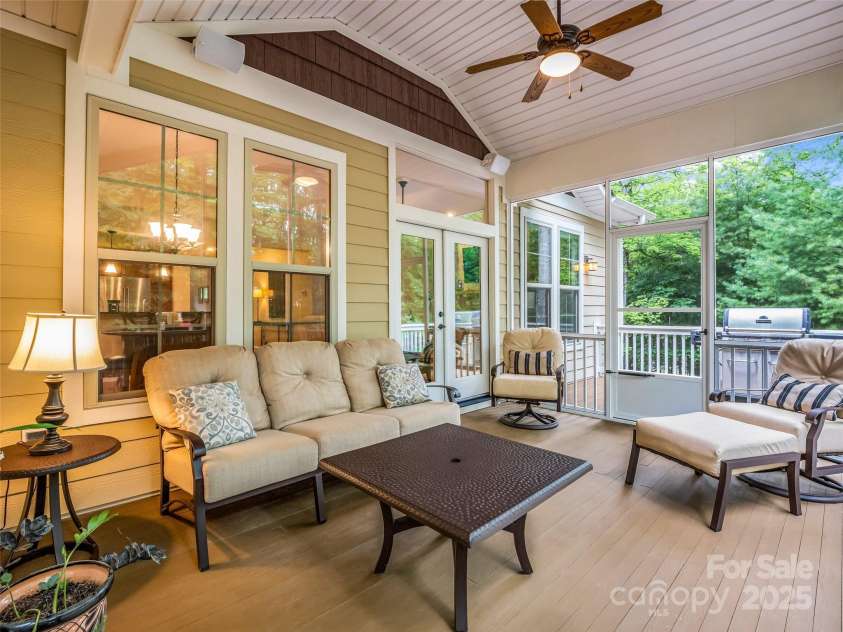 349 Monarch Road, Hendersonville, NC 28739.  MLS# CAR4242152, YatesRealty ID 16514. 