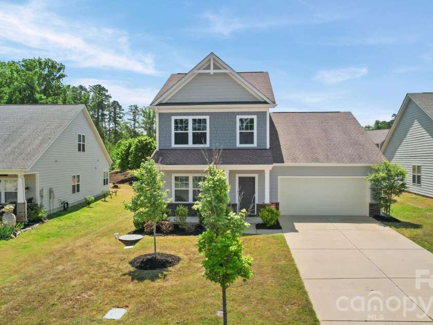 181 Old Harbor Drive, Mount Gilead, NC 27306.  MLS# CAR4373123, YatesRealty ID 16515. 