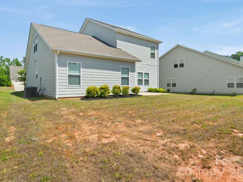 181 Old Harbor Drive, Mount Gilead, NC 27306.  MLS# CAR4373123, YatesRealty ID 16515. 