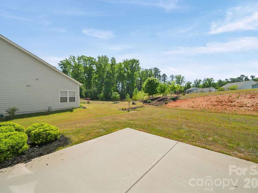 181 Old Harbor Drive, Mount Gilead, NC 27306.  MLS# CAR4373123, YatesRealty ID 16515. 