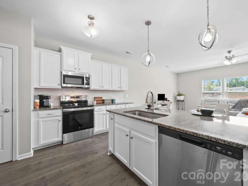 181 Old Harbor Drive, Mount Gilead, NC 27306.  MLS# CAR4373123, YatesRealty ID 16515. 