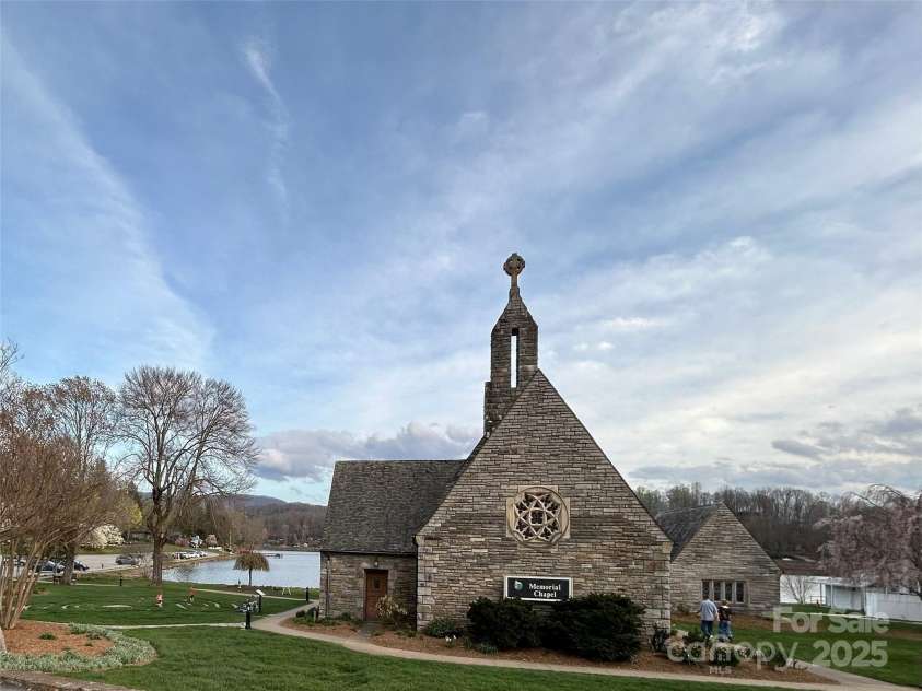 187 Tri Vista Drive, Lake Junaluska, NC 28745.  MLS# CAR4244085, YatesRealty ID 16515. 