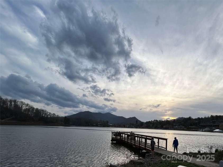 187 Tri Vista Drive, Lake Junaluska, NC 28745.  MLS# CAR4244085, YatesRealty ID 16515. 