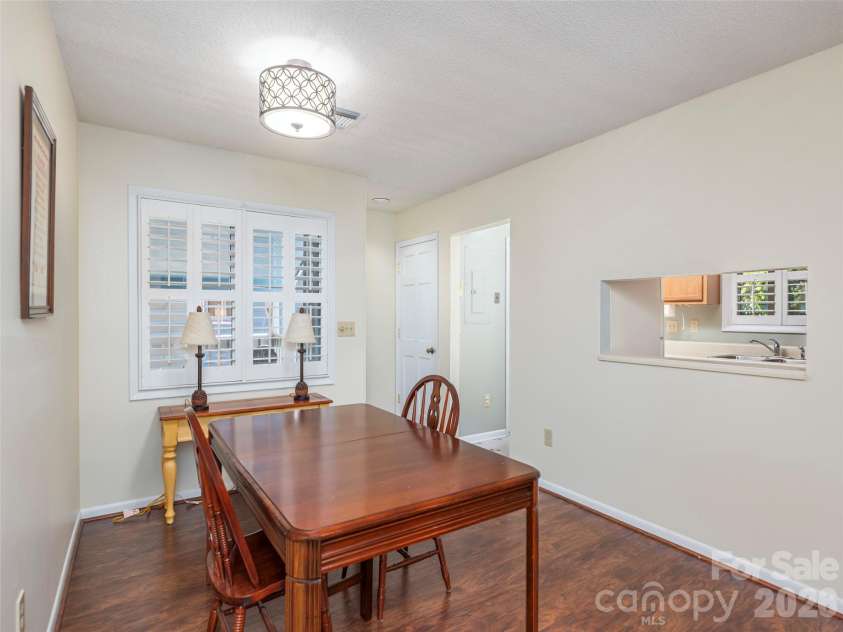 187 Tri Vista Drive, Lake Junaluska, NC 28745.  MLS# CAR4314558, YatesRealty ID 16515. 