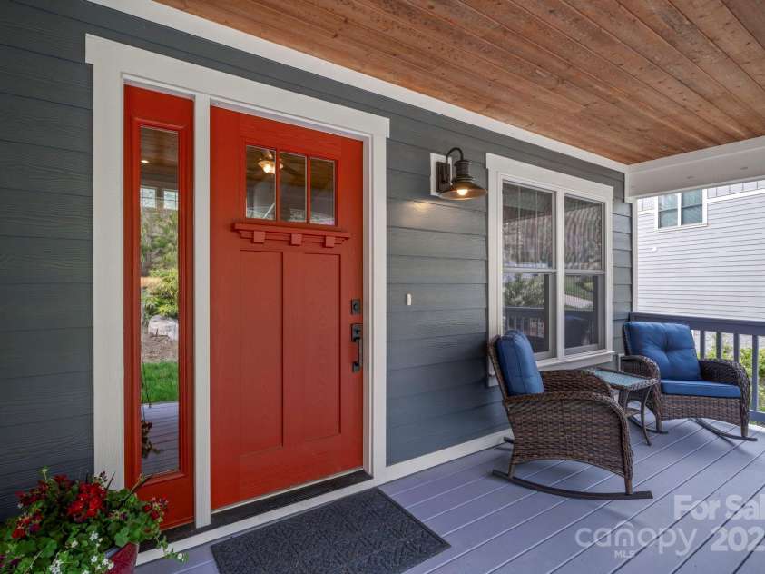 16 Sugarland Ridge Trail, Fairview, NC 28730.  MLS# CAR4245510, YatesRealty ID 16516. 