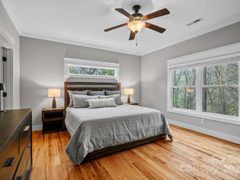 16 Sugarland Ridge Trail, Fairview, NC 28730.  MLS# CAR4245510, YatesRealty ID 16516. 