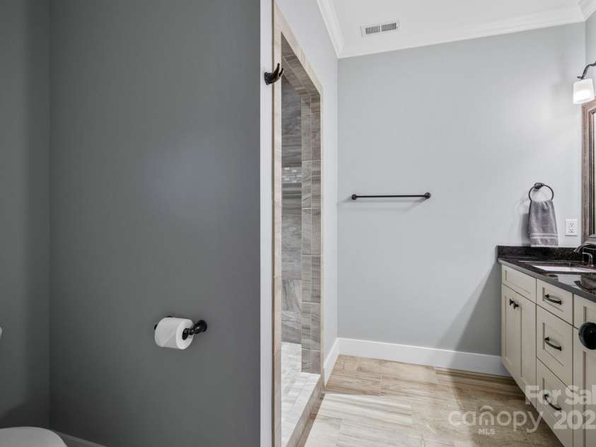 16 Sugarland Ridge Trail, Fairview, NC 28730.  MLS# CAR4245510, YatesRealty ID 16516. 