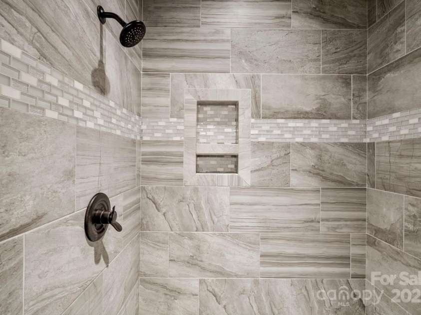 16 Sugarland Ridge Trail, Fairview, NC 28730.  MLS# CAR4245510, YatesRealty ID 16516. 