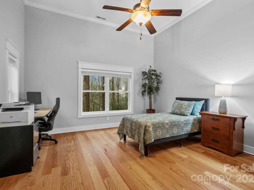 16 Sugarland Ridge Trail, Fairview, NC 28730.  MLS# CAR4245510, YatesRealty ID 16516. 