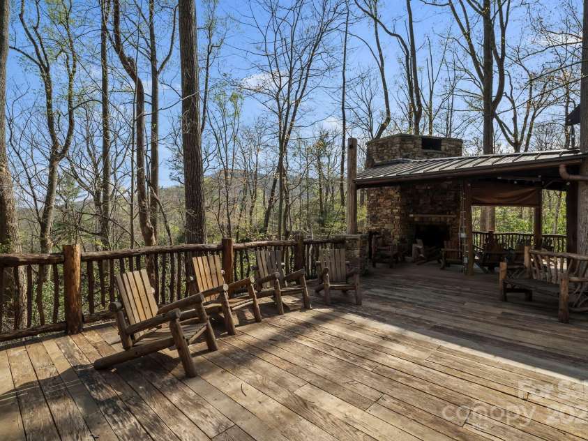 16 Sugarland Ridge Trail, Fairview, NC 28730.  MLS# CAR4245510, YatesRealty ID 16516. 