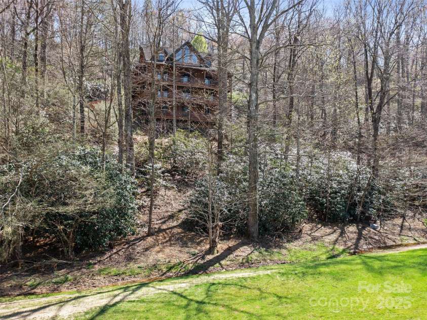 965 Winterstar Loop, Burnsville, NC 28714.  MLS# CAR4247933, YatesRealty ID 16517. 