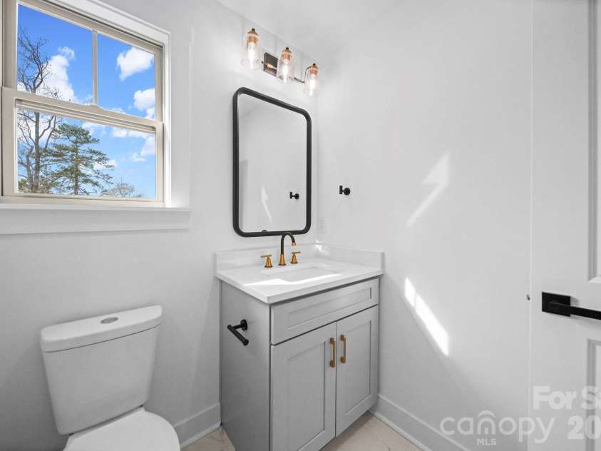 1220 Morven Road, Wadesboro, NC 28170.  MLS# CAR4327072, YatesRealty ID 16518. Hall Full Bath