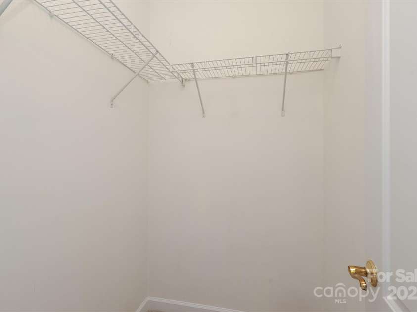 3937 Arbor Lane, Charlotte, NC 28209.  MLS# CAR4248343, YatesRealty ID 16518. 