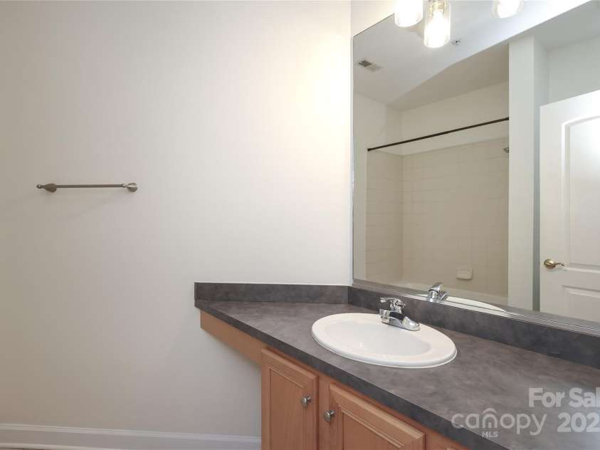 3937 Arbor Lane, Charlotte, NC 28209.  MLS# CAR4248343, YatesRealty ID 16518. 