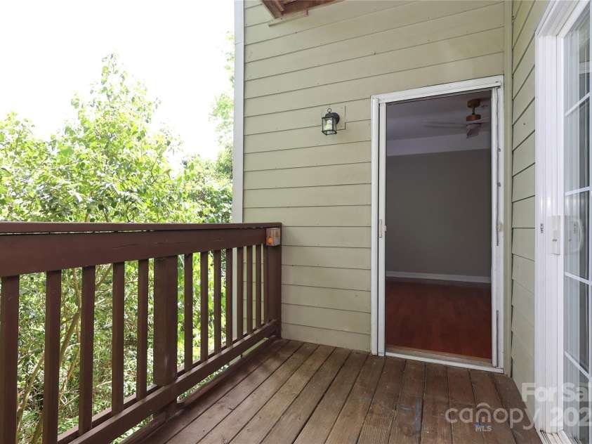 3937 Arbor Lane, Charlotte, NC 28209.  MLS# CAR4248343, YatesRealty ID 16518. 