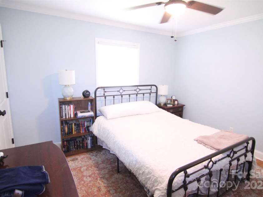 201 Mitchell Street, Belmont, NC 28012.  MLS# CAR4249439, YatesRealty ID 16519. 