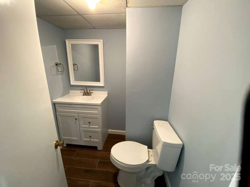 201 Mitchell Street, Belmont, NC 28012.  MLS# CAR4249439, YatesRealty ID 16519. 