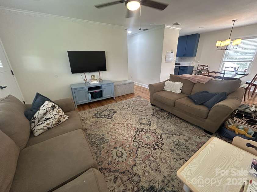 201 Mitchell Street, Belmont, NC 28012.  MLS# CAR4249439, YatesRealty ID 16519. 