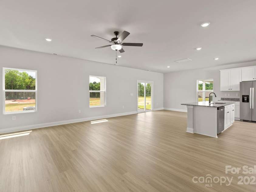 3324 Fox Hall Drive, Gastonia, NC 28052.  MLS# CAR4320223, YatesRealty ID 1652. 