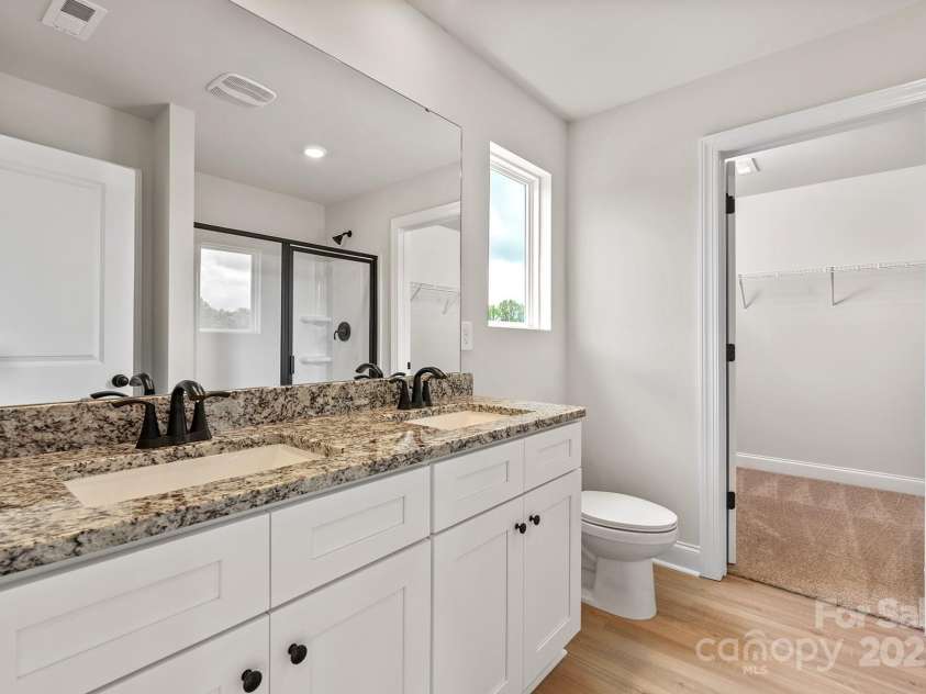 3324 Fox Hall Drive, Gastonia, NC 28052.  MLS# CAR4320223, YatesRealty ID 1652. 