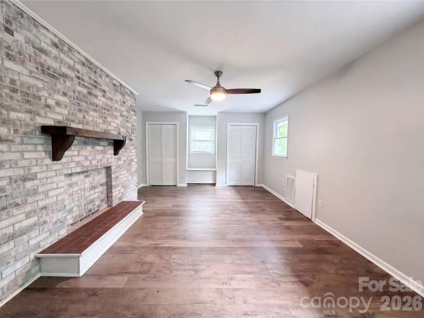 706 Crescent Drive, Cherryville, NC 28021.  MLS# CAR4370210, YatesRealty ID 16520. 