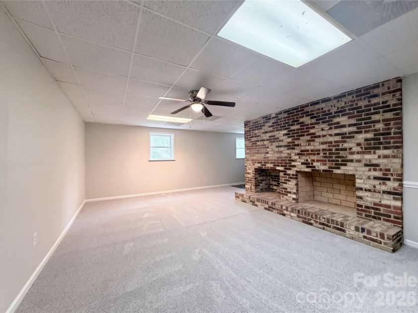 706 Crescent Drive, Cherryville, NC 28021.  MLS# CAR4370210, YatesRealty ID 16520. 