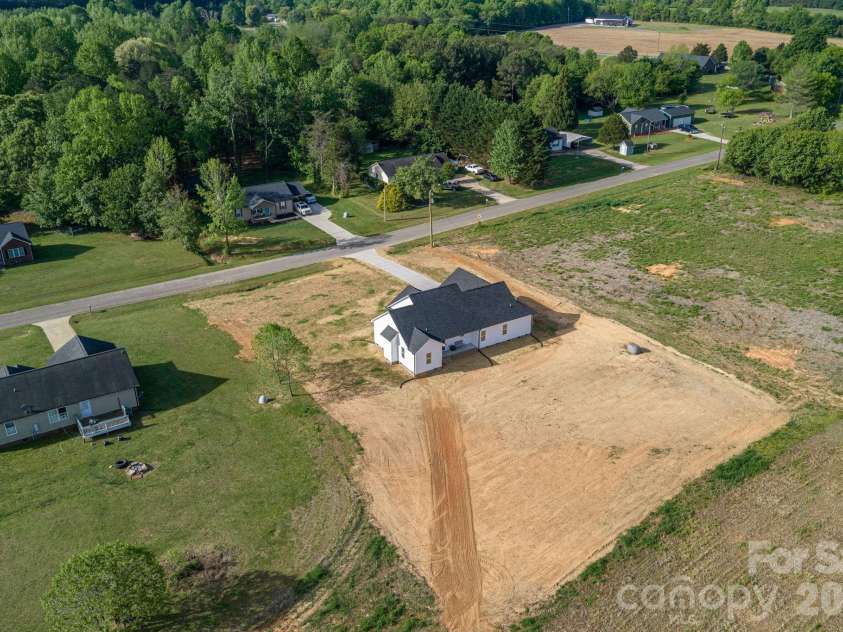 6268 Hill Gates Trail, Cherryville, NC 28021.  MLS# CAR4365734, YatesRealty ID 16521. 