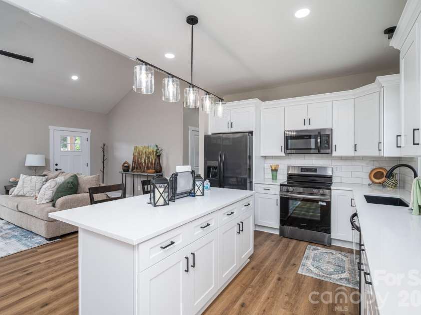 6268 Hill Gates Trail, Cherryville, NC 28021.  MLS# CAR4365734, YatesRealty ID 16521. 