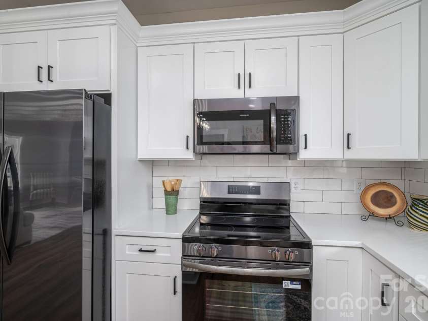 6268 Hill Gates Trail, Cherryville, NC 28021.  MLS# CAR4365734, YatesRealty ID 16521. 