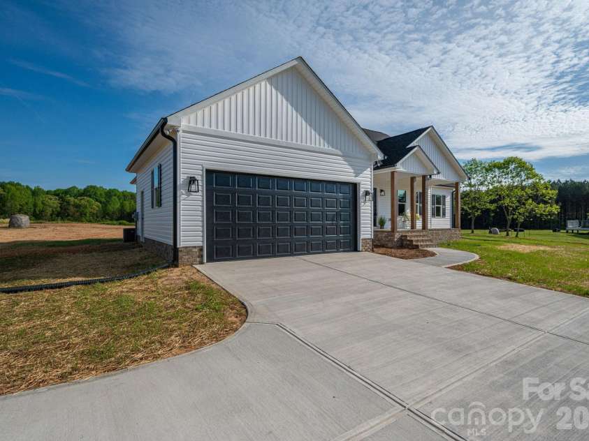 6268 Hill Gates Trail, Cherryville, NC 28021.  MLS# CAR4365734, YatesRealty ID 16521. 