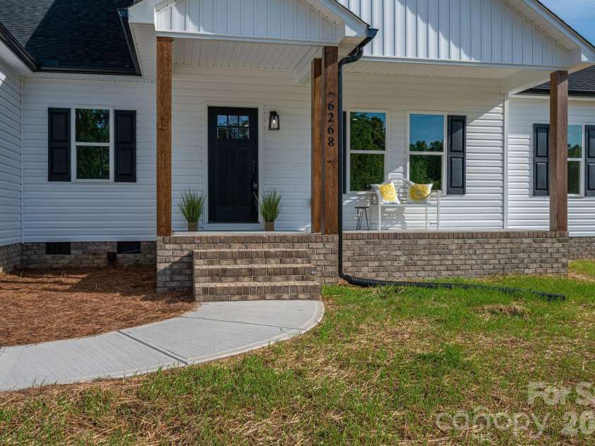 6268 Hill Gates Trail, Cherryville, NC 28021.  MLS# CAR4365734, YatesRealty ID 16521. 
