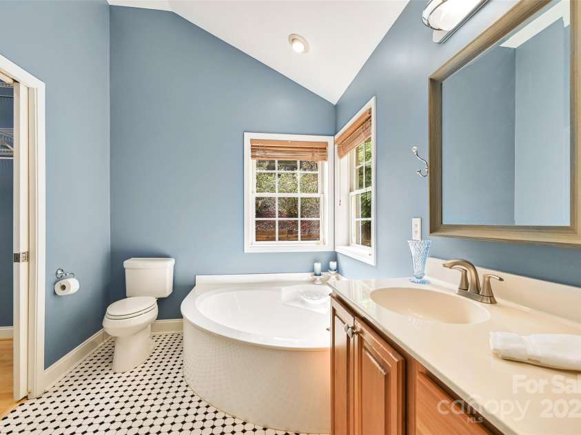 57 Regent Drive, Fletcher, NC 28732.  MLS# CAR4250913, YatesRealty ID 16522. 