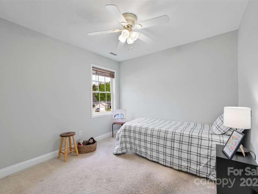 57 Regent Drive, Fletcher, NC 28732.  MLS# CAR4250913, YatesRealty ID 16522. 