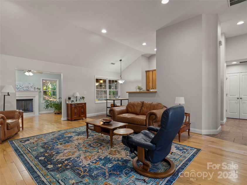 57 Regent Drive, Fletcher, NC 28732.  MLS# CAR4319862, YatesRealty ID 16522. 