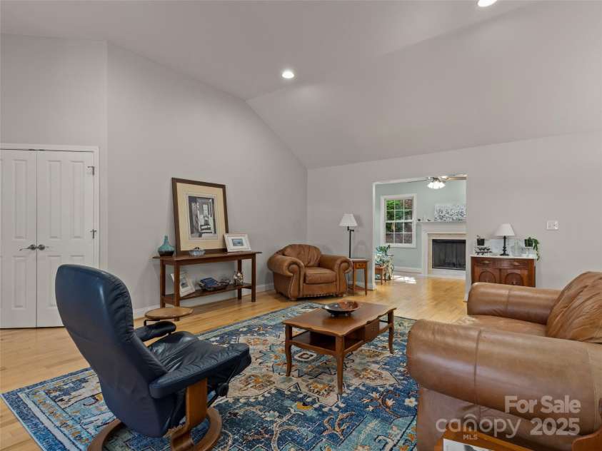 57 Regent Drive, Fletcher, NC 28732.  MLS# CAR4319862, YatesRealty ID 16522. 