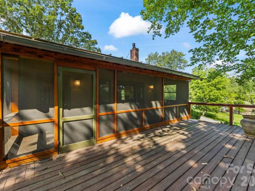432 Turkey Creek Road, Leicester, NC 28748.  MLS# CAR4367485, YatesRealty ID 16523. 