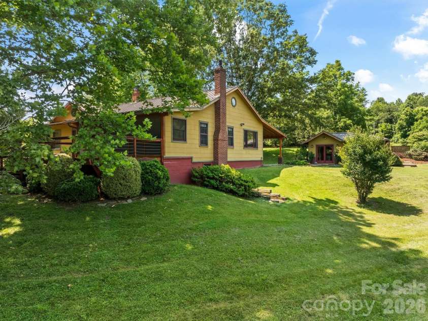 432 Turkey Creek Road, Leicester, NC 28748.  MLS# CAR4367485, YatesRealty ID 16523. 